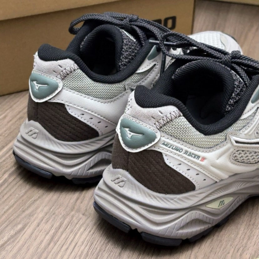 Preorder 預訂 Mizuno Racer S 榛子啡 D1GH253519