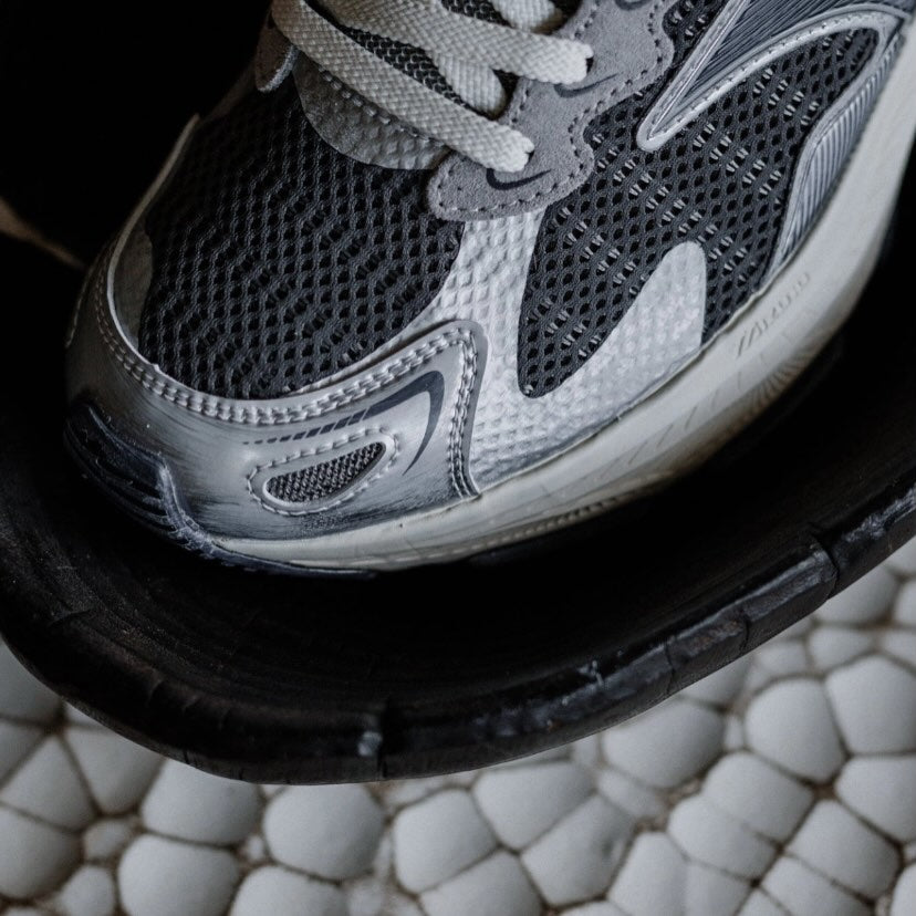 Preorder 預訂 Mizuno Racer S 銀灰藍 D1GH223519