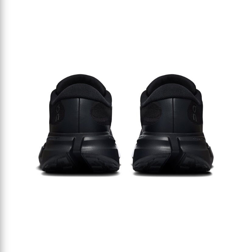 Preorder 預訂 On Cloudsoma Hike “ Black”