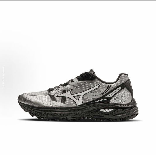Preorder 預訂 Mizuno Racer ADV Silver Black D1GH241207