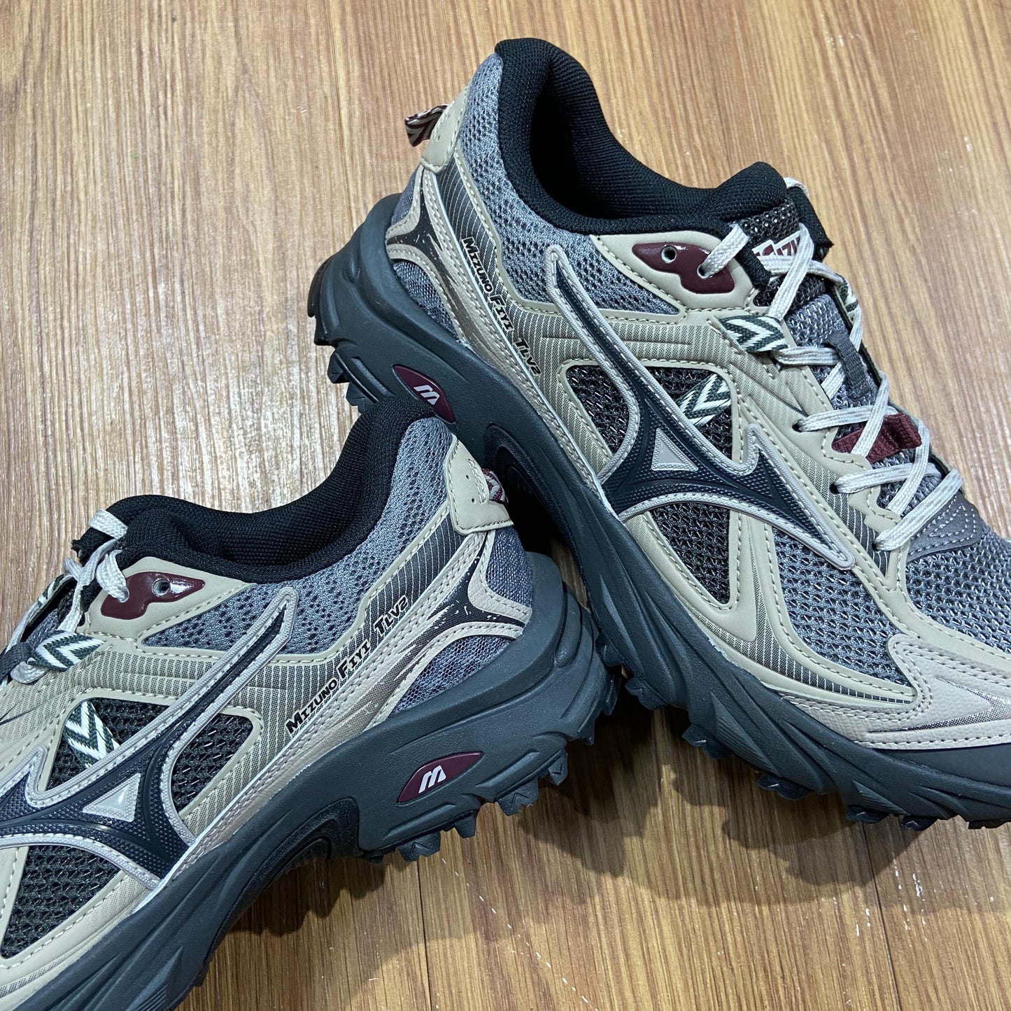 MIZUNO FIYI TL V2 赤岩褐 D1GH251916