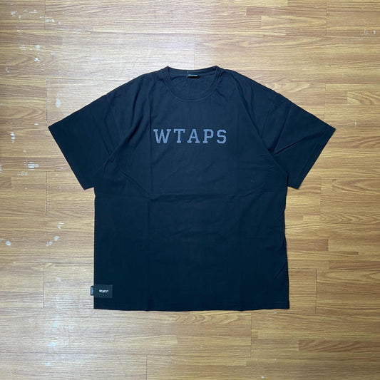 WTAPS COLLEGE SS / COTTON. TEE (Made in Japan) Black (Display Item)
