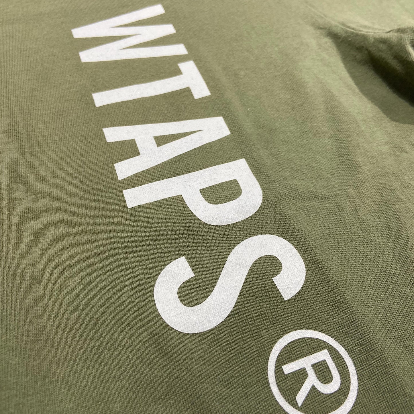 WTAPS SIGN SS / TEE. COTTON. (Made in Japan) Olive Drab (Display Item)