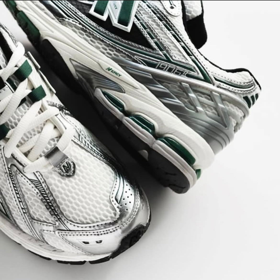 Preorder 預訂 New Balance M1906REU Silver Metallic Nightwatch Green 白銀 1906R