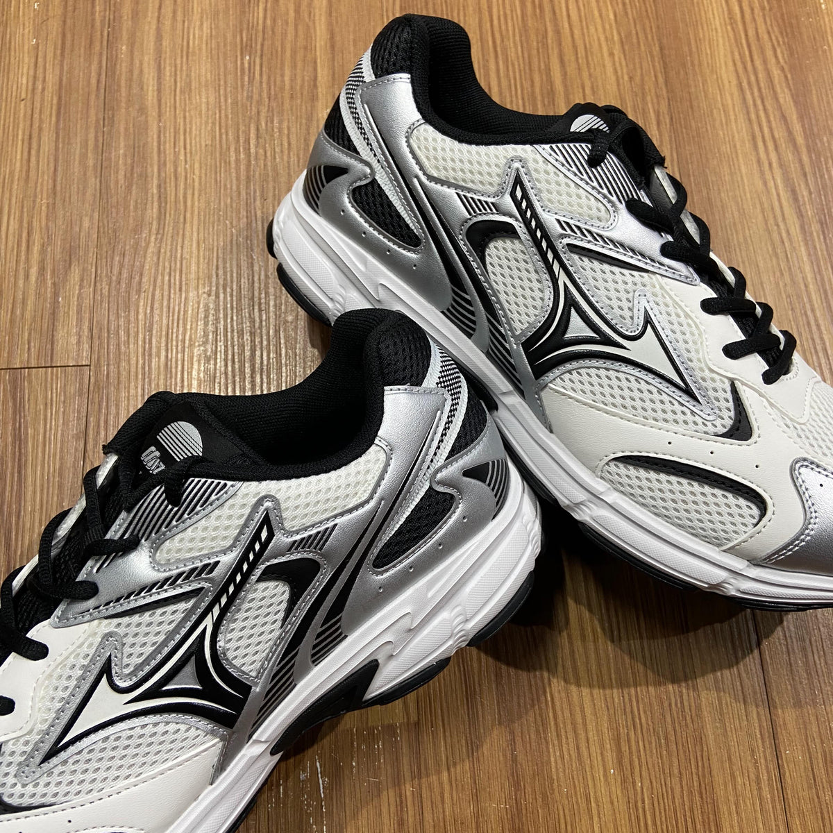 Mizuno Speed 2K White/Black D1GH222909