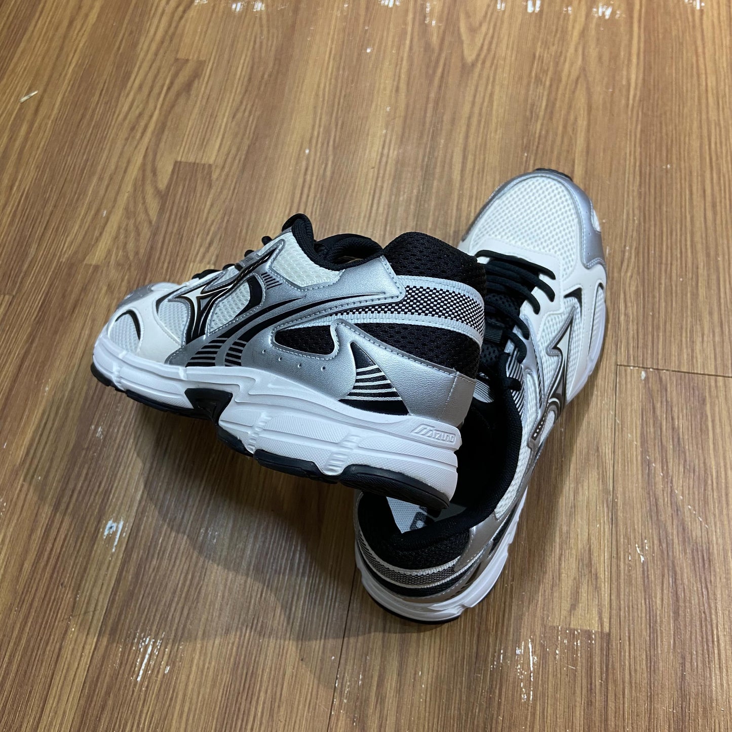 Mizuno Speed 2K White/Black D1GH222909