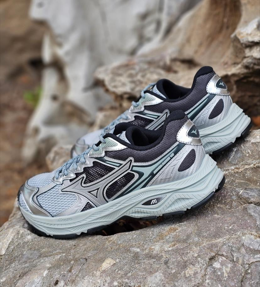 Preorder 預訂 Mizuno Racer V2 2.0 Silver Black D1GH250601