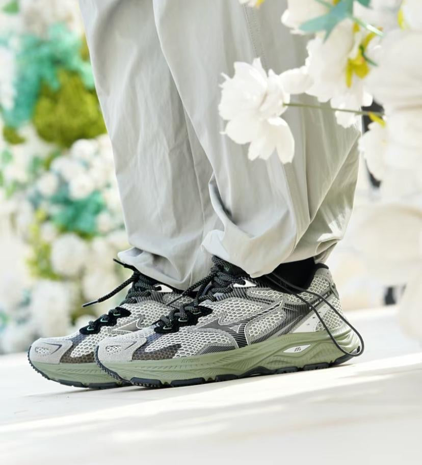 Preorder 預訂 Mizuno Racer S Grey Green D1GH223513