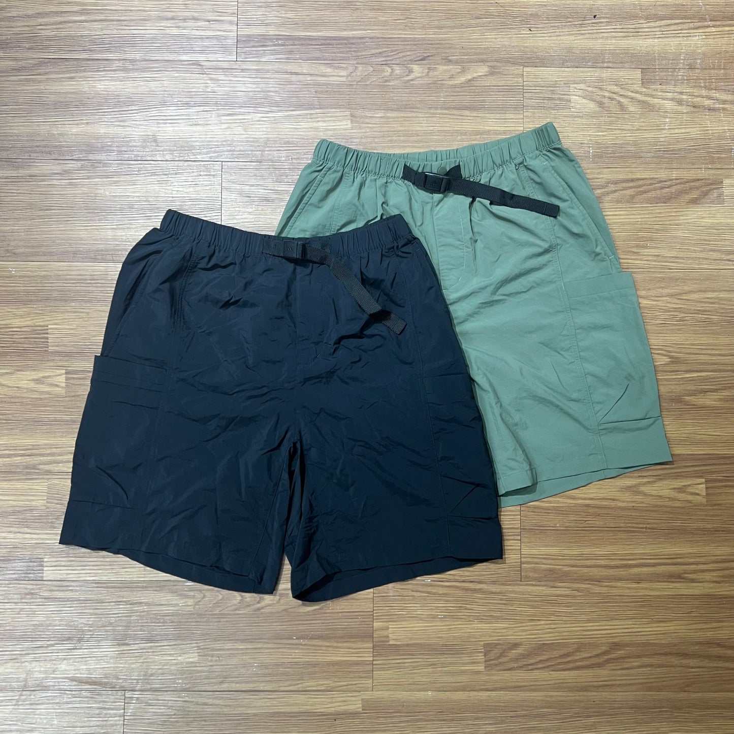 Adidas Tec Woven Shorts Black FM5401 Olive FM5404