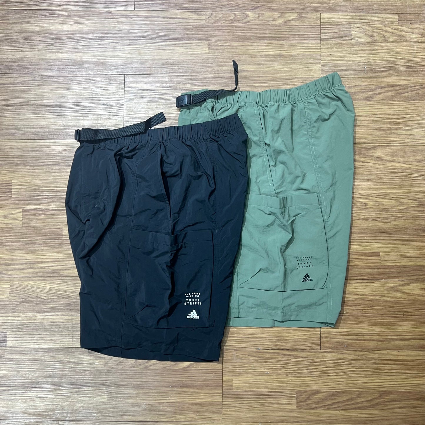 Adidas Tec Woven Shorts Black FM5401 Olive FM5404