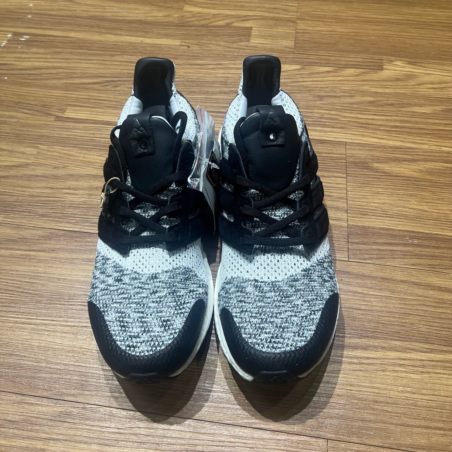 Adidas x Sneakersnstuff SNS x Social Status Ultra Boost 1.0 White Black BY2911 實拍