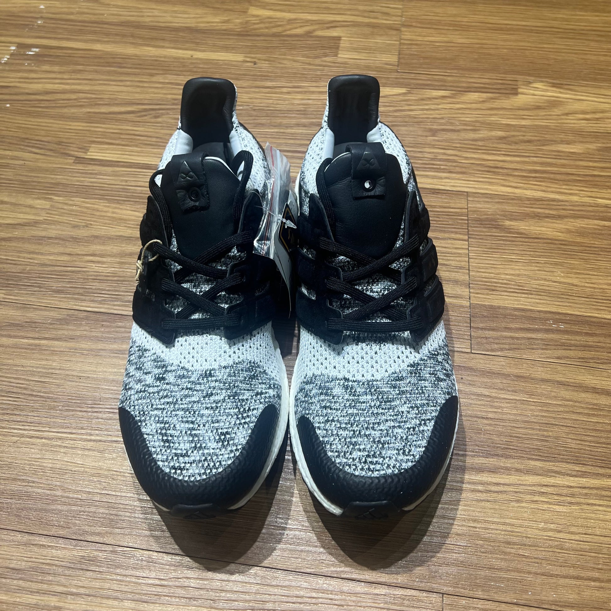 Adidas x Sneakersnstuff SNS x Social Status Ultra Boost 1.0 White Black BY2911 實拍