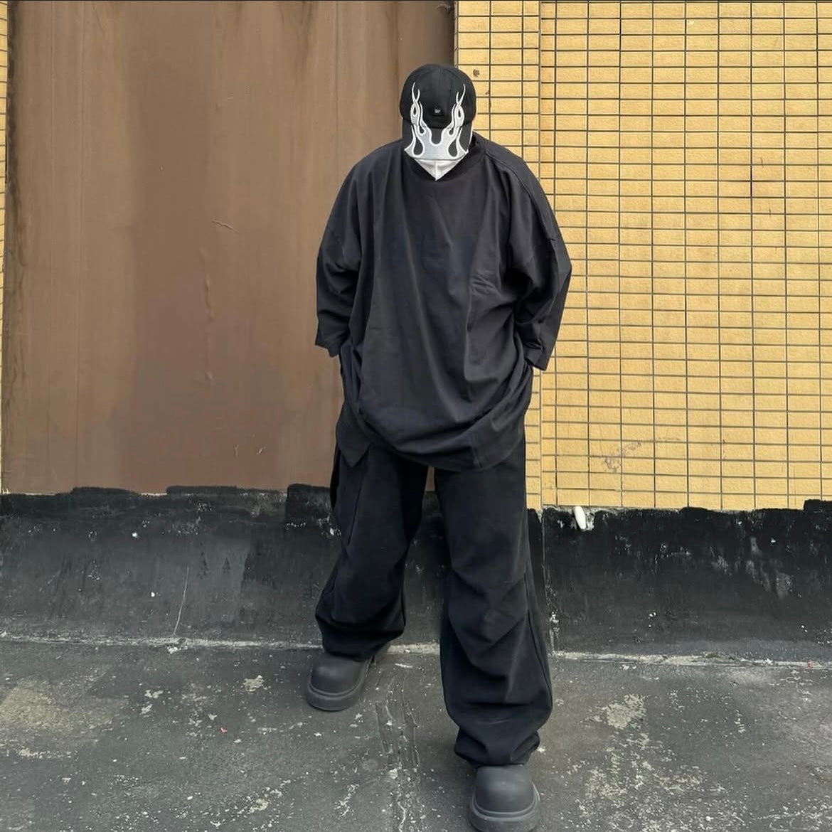 Preorder 預訂 Yeezy x Gap x Balengciaga Dove Tee Washed Black