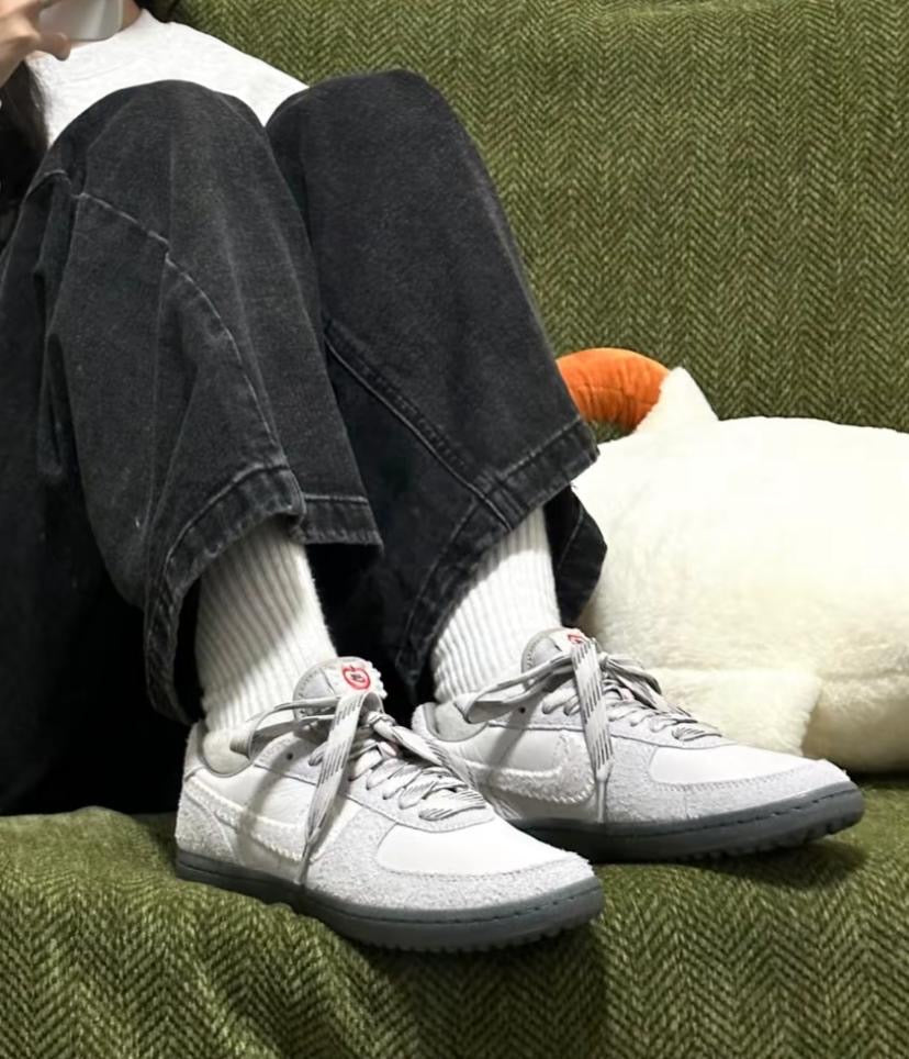 Preorder 預訂 Nike Field General 82 Valentines Day HV5994-001
