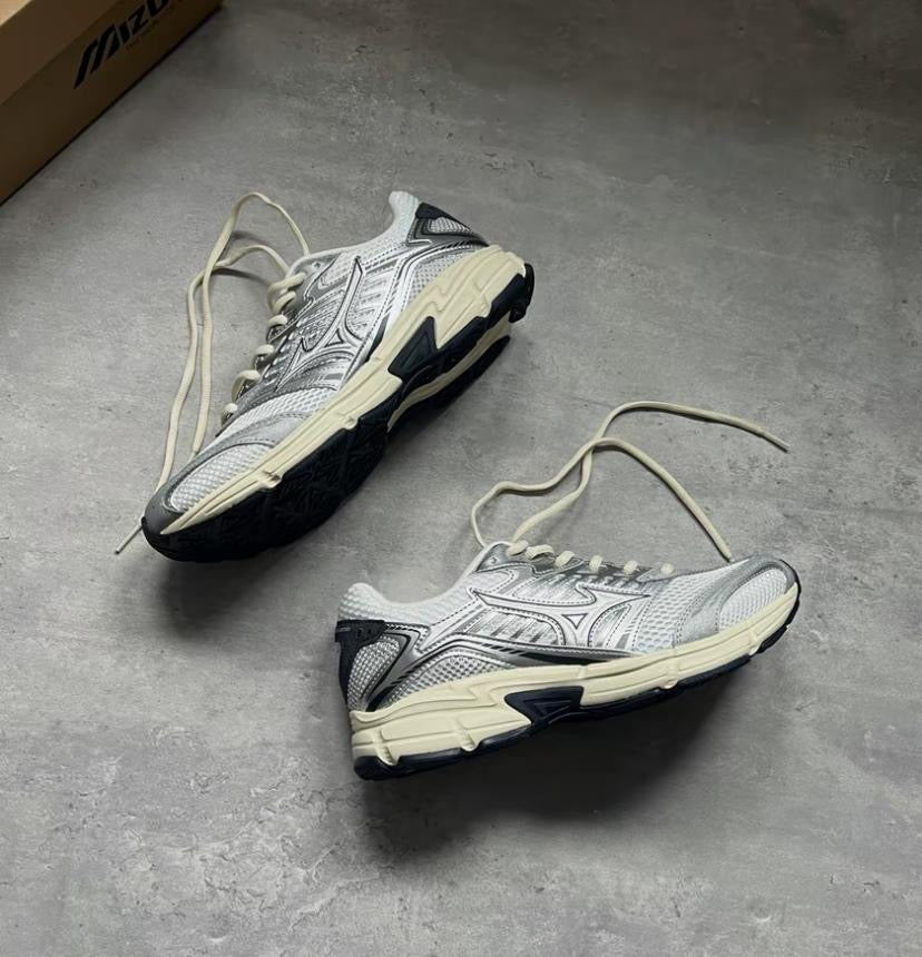 Preorder 預訂Mizuno Speed 2010 White Silver 白銀D1GH251702