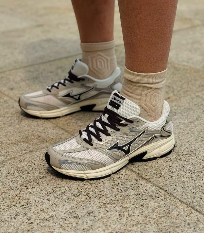 Preorder 預訂 Mizuno Speed 2010 White Grey 白灰 D1GH251705