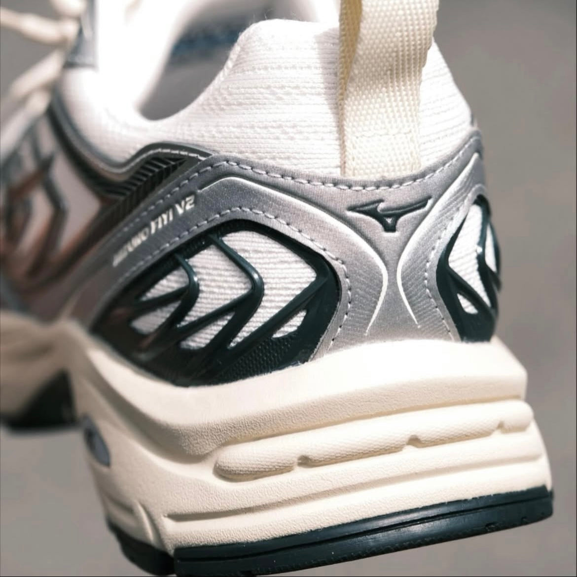 Preorder 預訂 Mizuno FIYI V2 Cream Silver D1GH241511