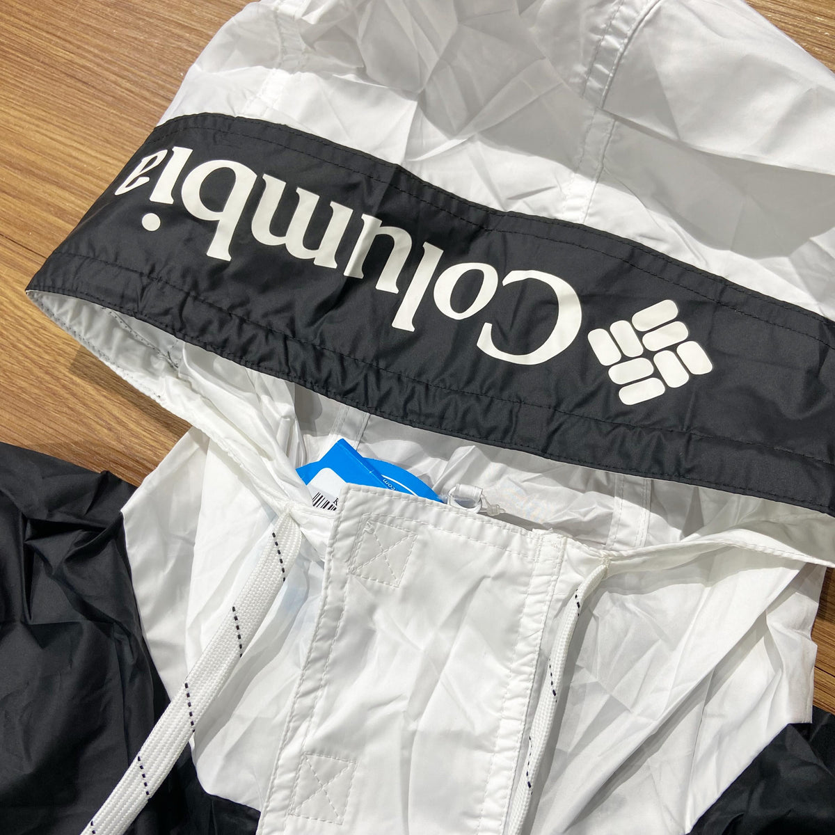 Columbia Challenger Windbreaker White KM2005-101