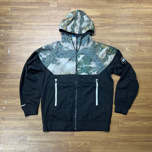 日版 Columbia x Kinetics Red Table Pines Txt Hoodie “Tokyo City Aerial view” PM1531-011