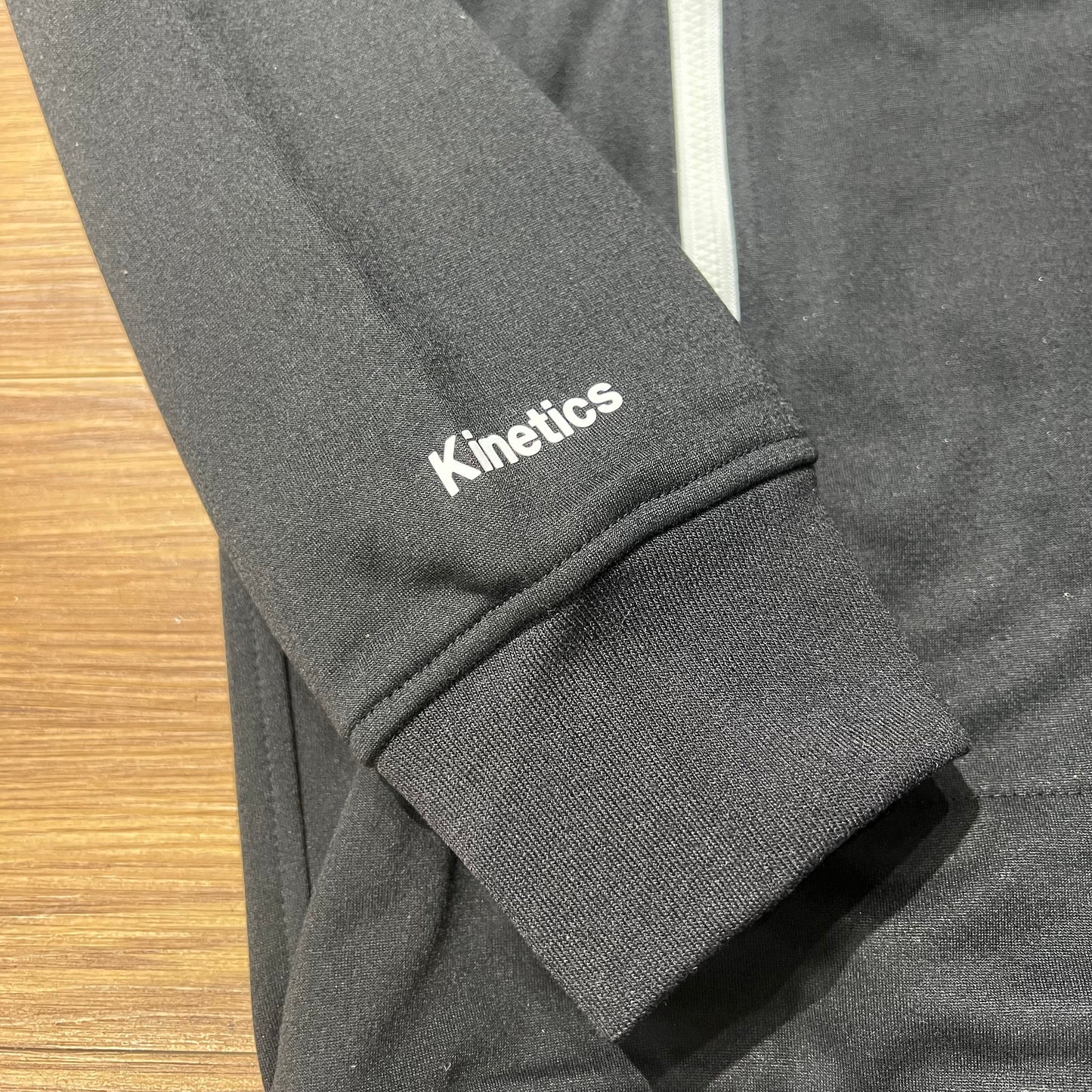 日版 Columbia x Kinetics Red Table Pines Txt Hoodie “Tokyo City Aerial view” PM1531-011