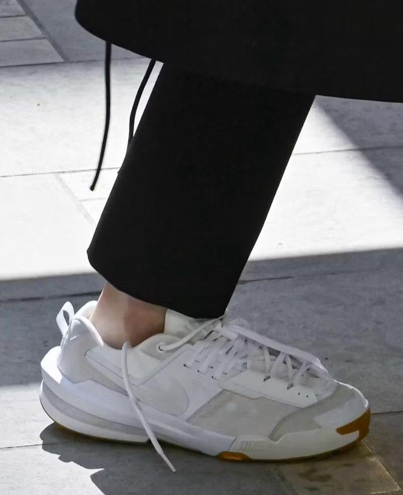 Preorder 預訂 Nike x Sacai Zegamadome SP White HQ8618-100
