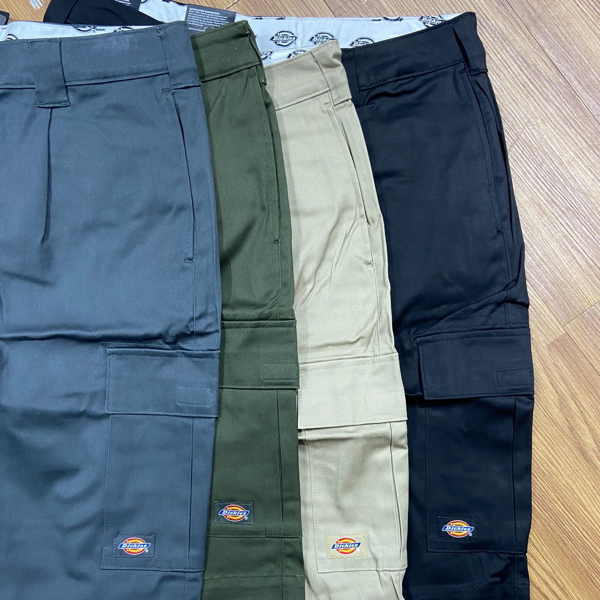 Dickies Cargo Twill Shorts DK007461 實拍