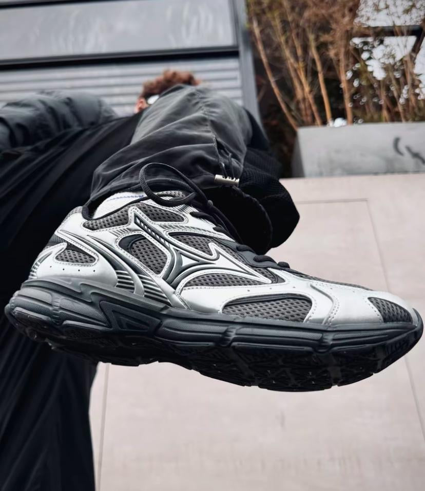 Preorder 預訂 Mizuno Speed 2K Silver Black D1GH222919