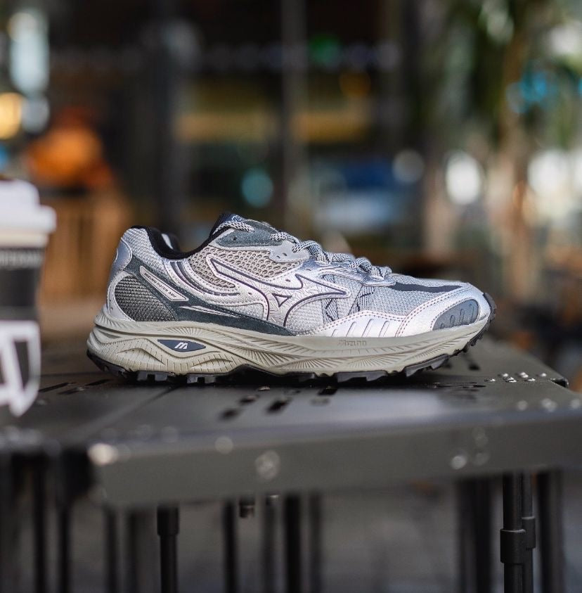 Preorder 預訂 Mizuno Racer ADV Light Silver D1GH241202