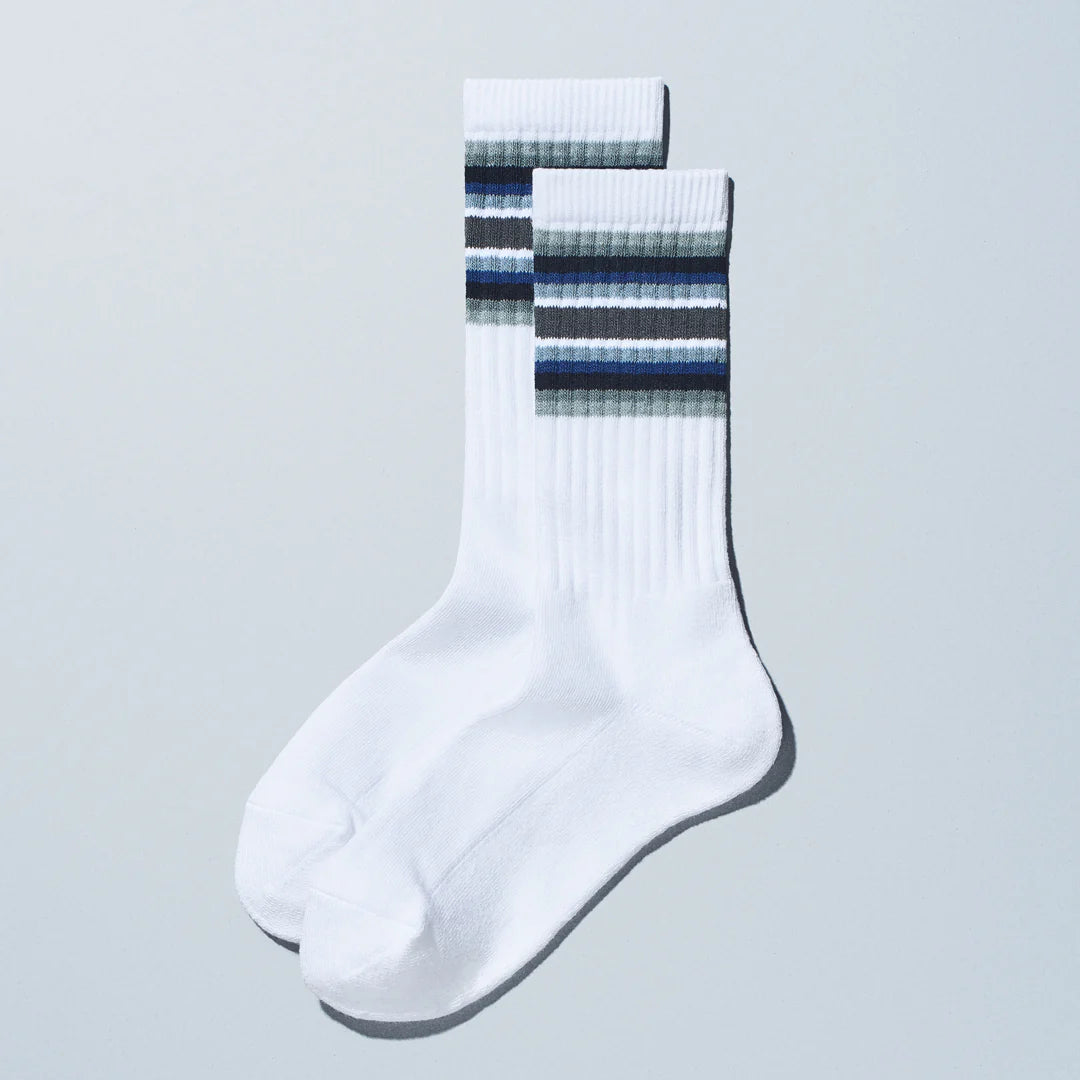 (日版) Family Mart Convenient Store Long Crew Socks 2025 Winter Color White / Black 木村拓哉 著用長襪
