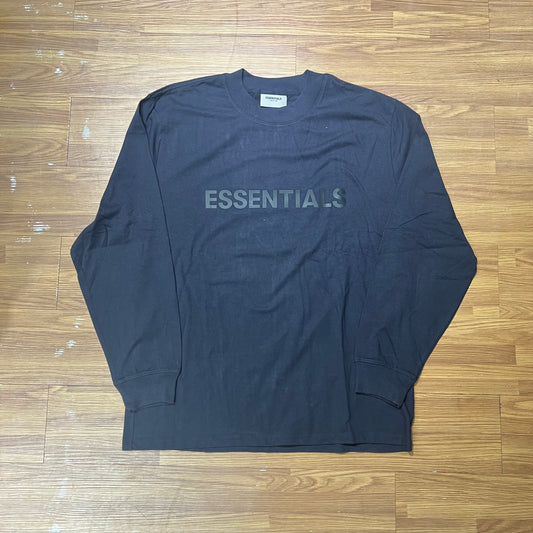 FOG Essentials Navy 海軍藍前置立體標長袖 T 正面實拍