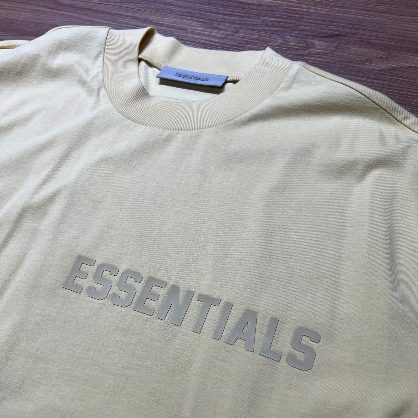 Fear of God FOG Essentials 3D Silicon Front Small Logo SS Tee Light Tusca (Yellow)