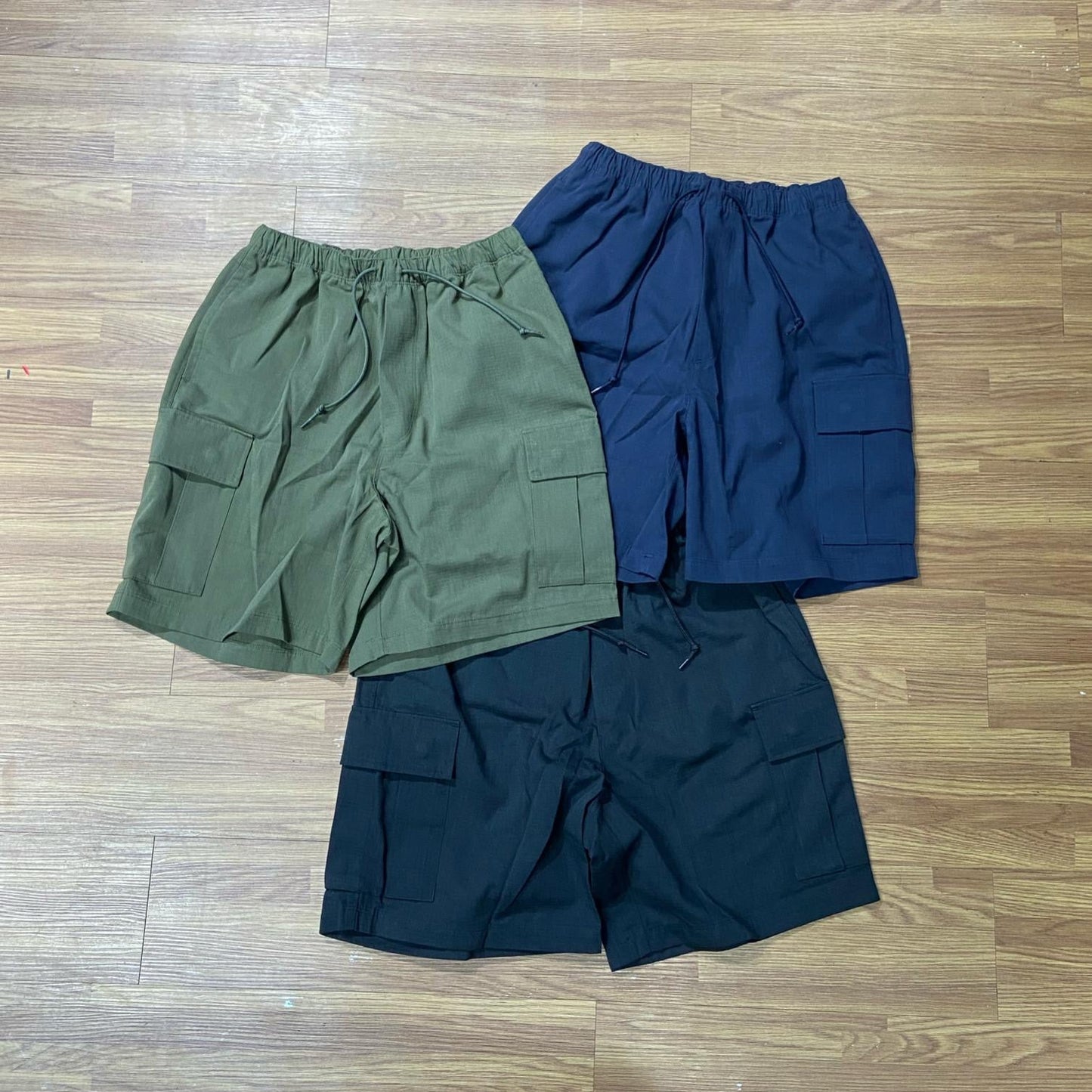 FREAK'S STORE 軍綠色防撕裂軍裝短褲 實拍