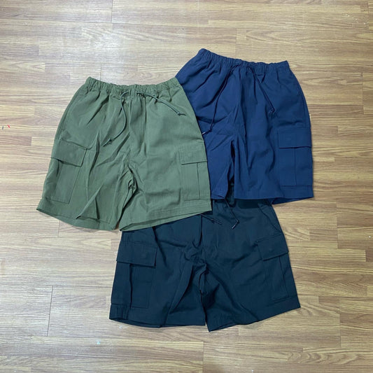 FREAK'S STORE 軍綠色防撕裂軍裝短褲 實拍