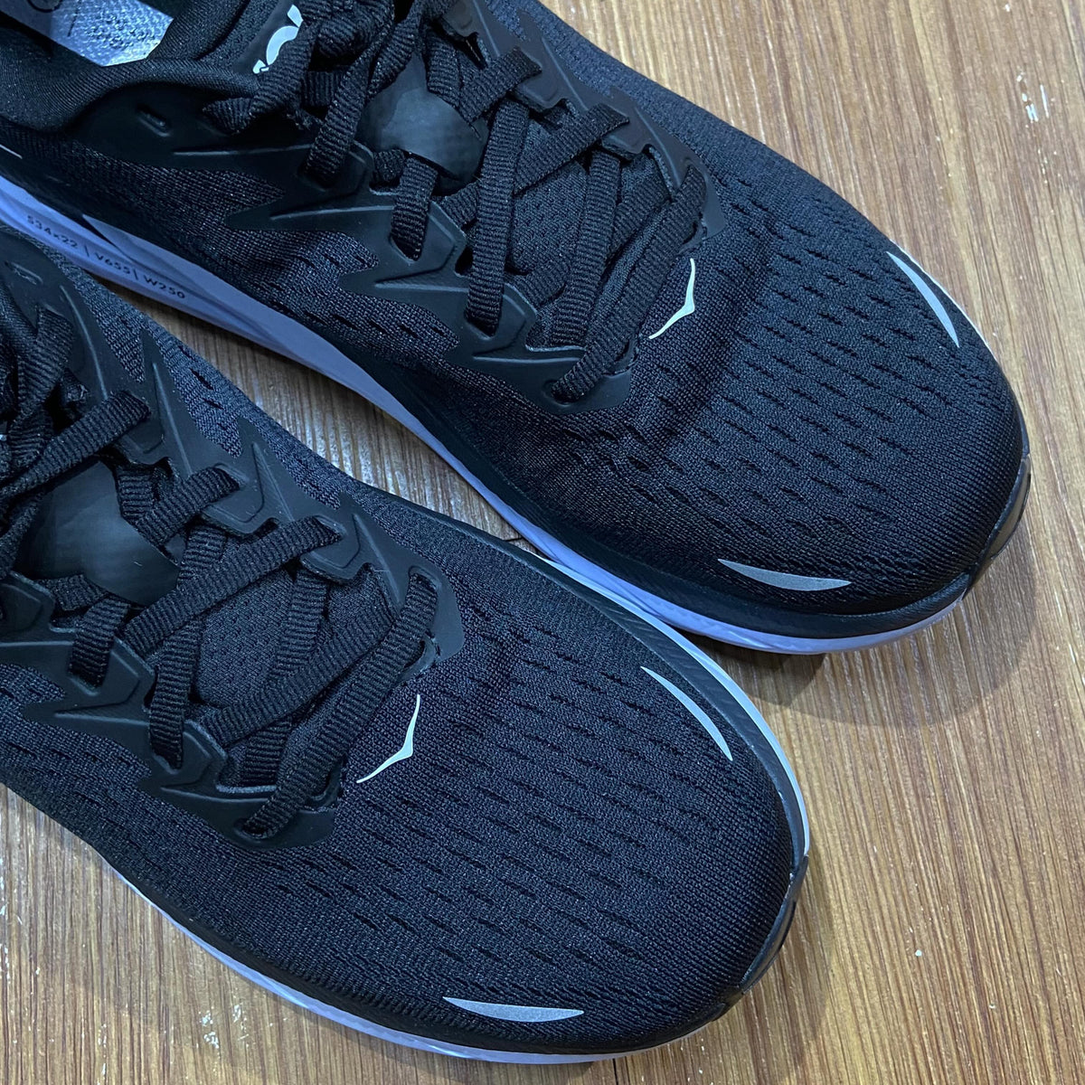 Hoka One One Clifton 8 Black/White 1119393-BWHT