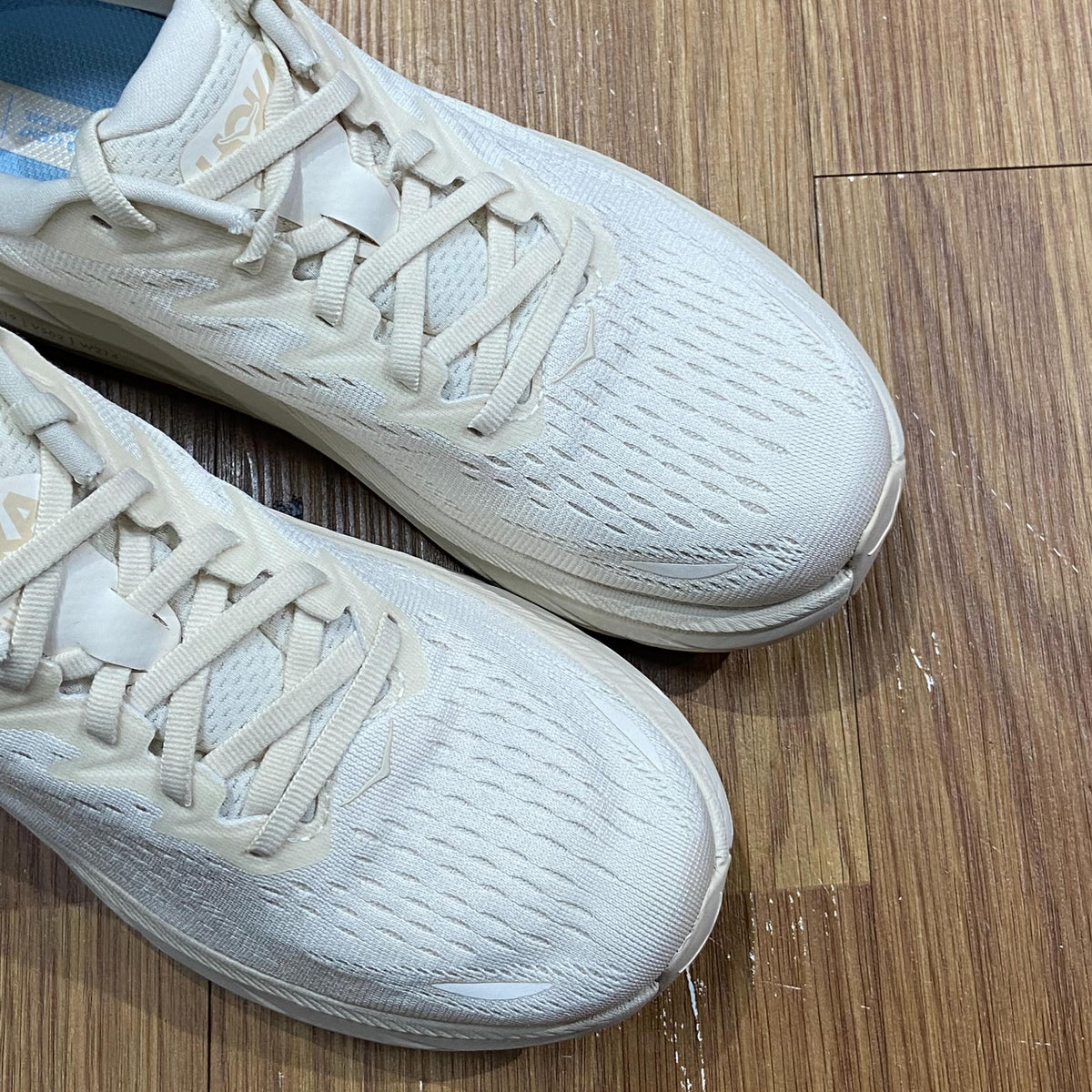 Hoka One One Clifton 8 Womens Eggnog 1119394-ESSN