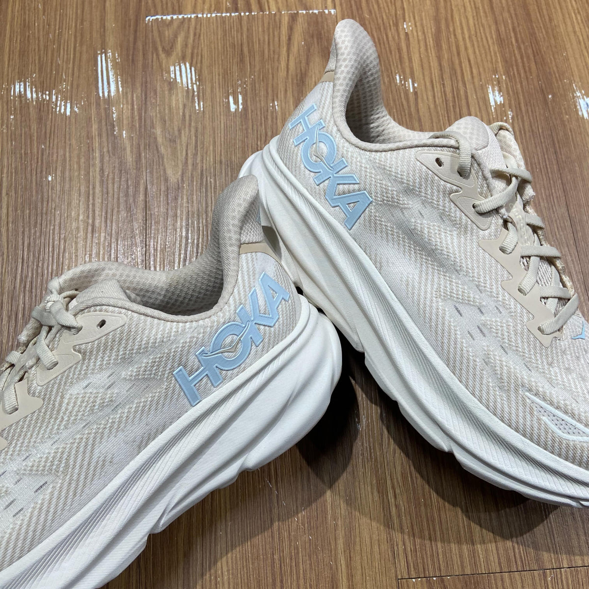 Hoka One One Clifton 9 Shifting Sand / Eggnog 1127895-SSEG