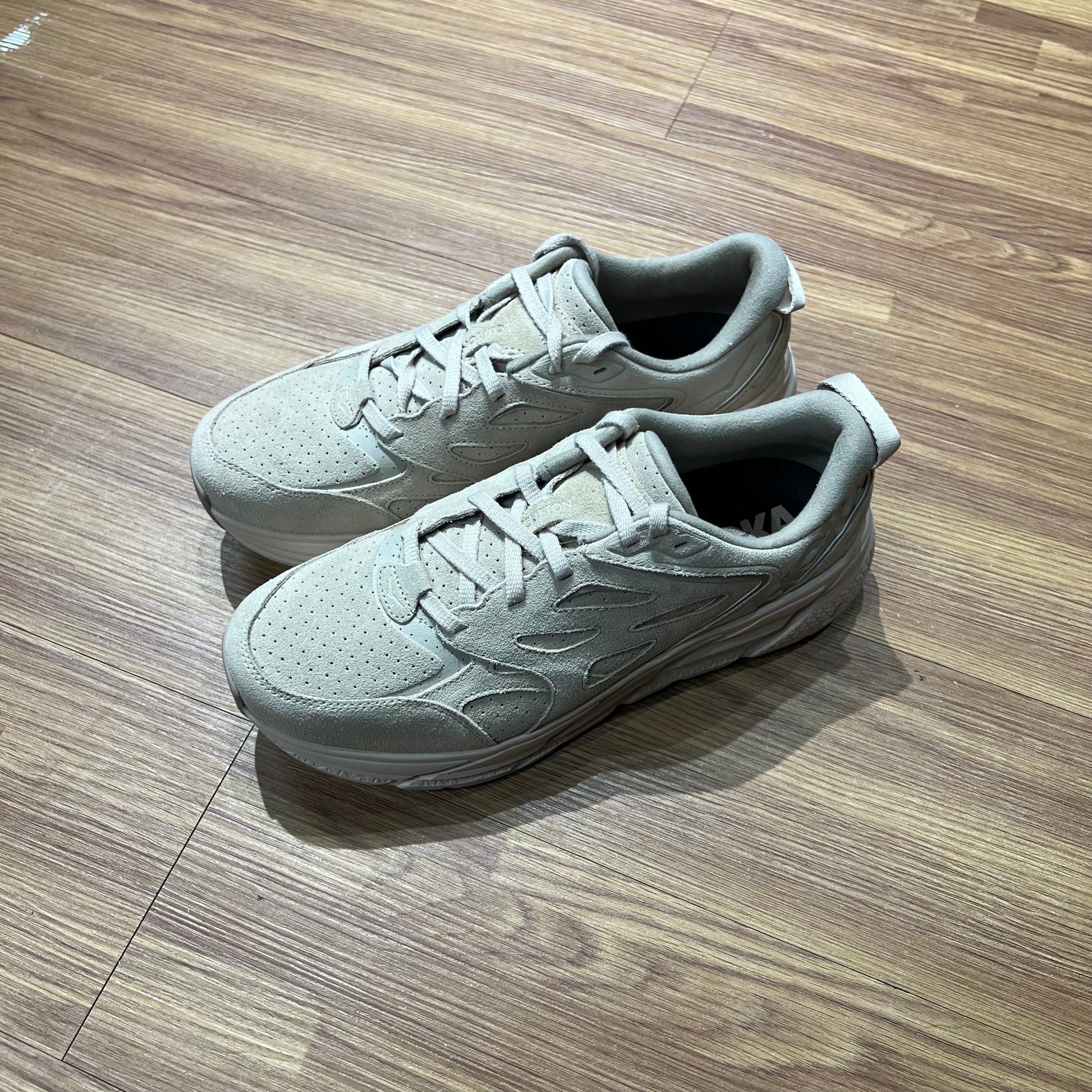 Hoka One One Clifton L Sand 1122571-SSDD 實拍