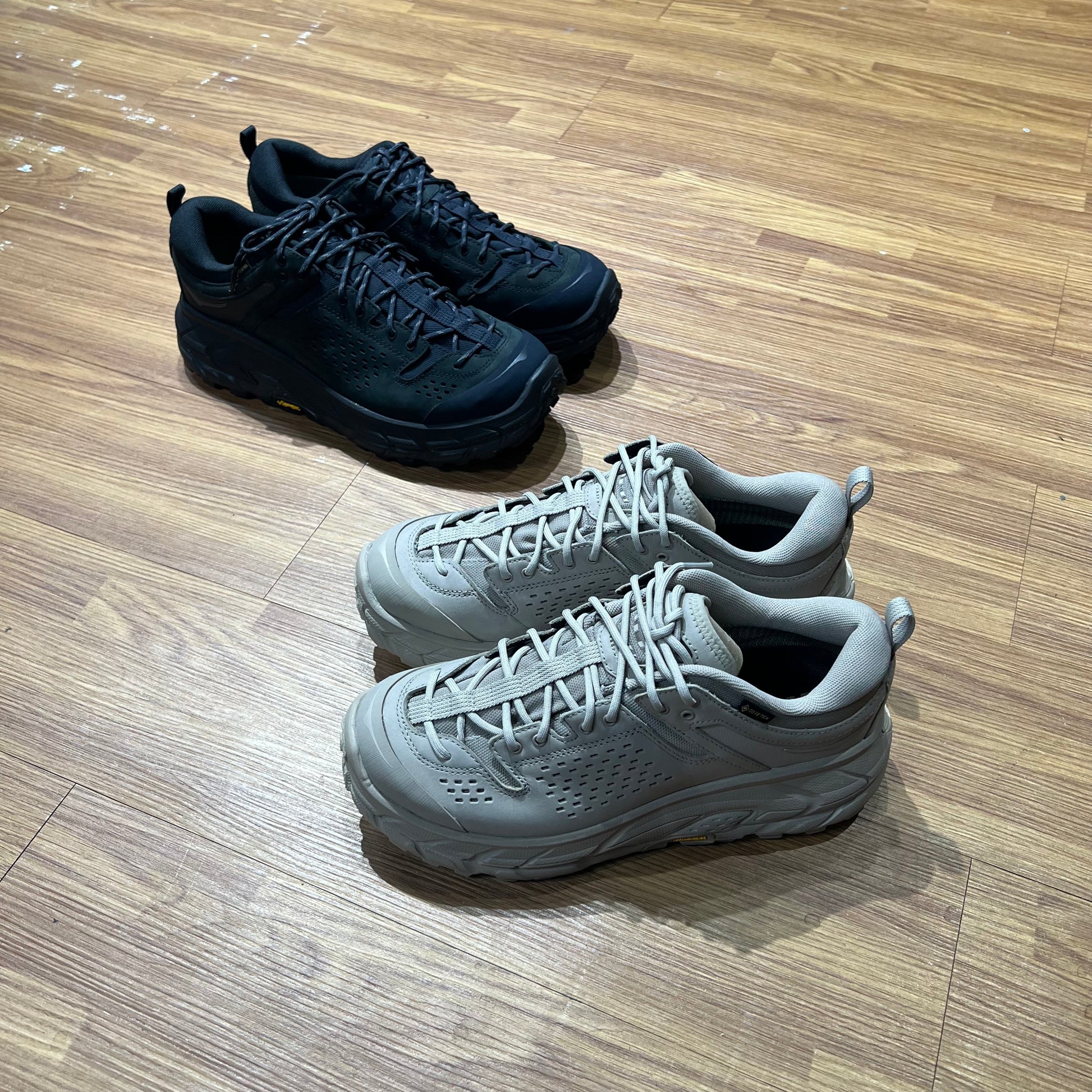 Hoka One One Tor Ultra Lo GTX Goretex Black / Taupe 實拍