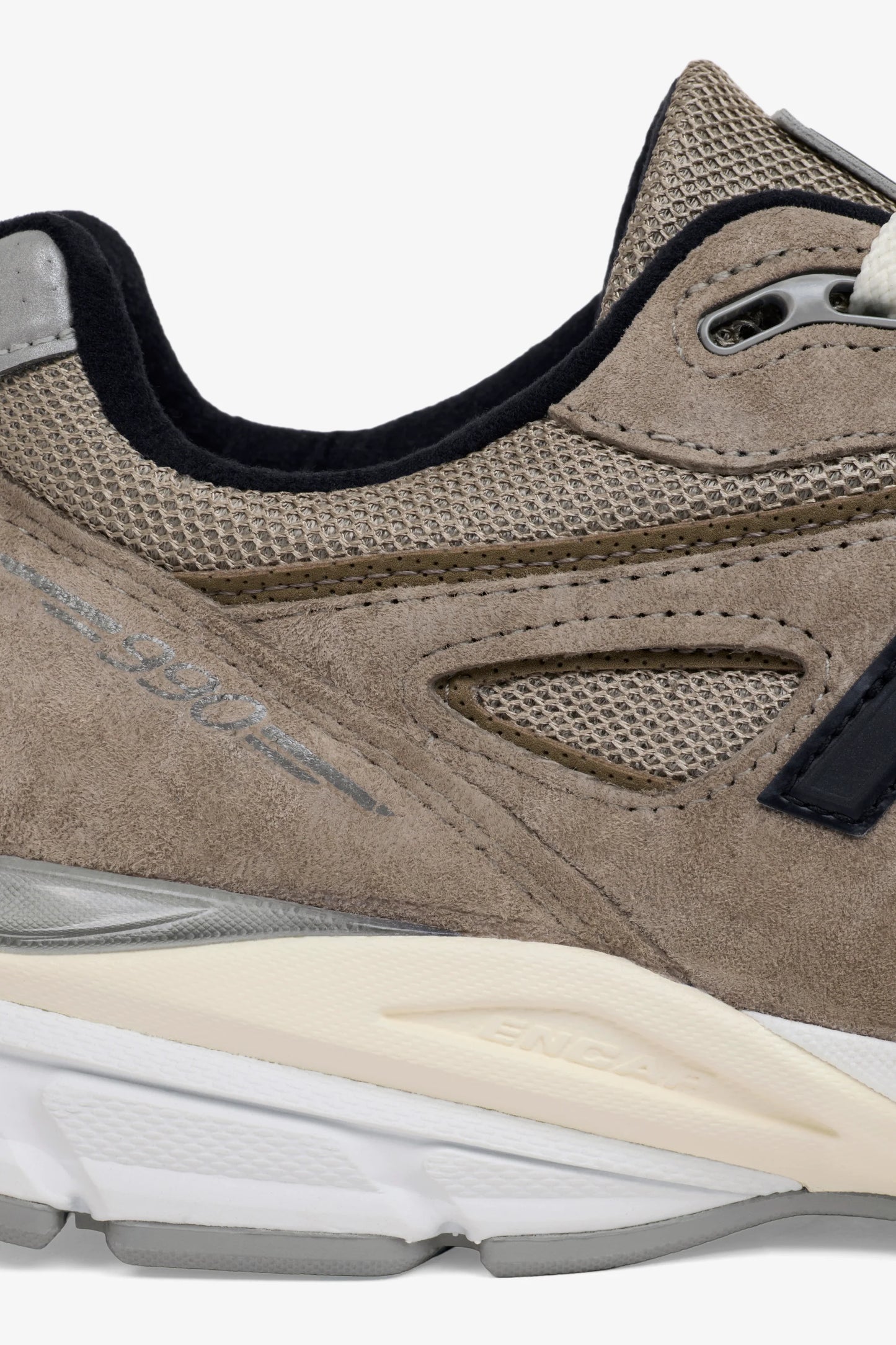 Preorder 預訂 JJJJound x New Balance 990V4 (Made in USA) Mushroom