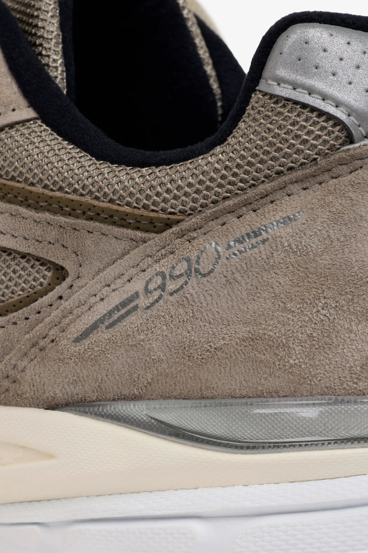 Preorder 預訂 JJJJound x New Balance 990V4 (Made in USA) Mushroom