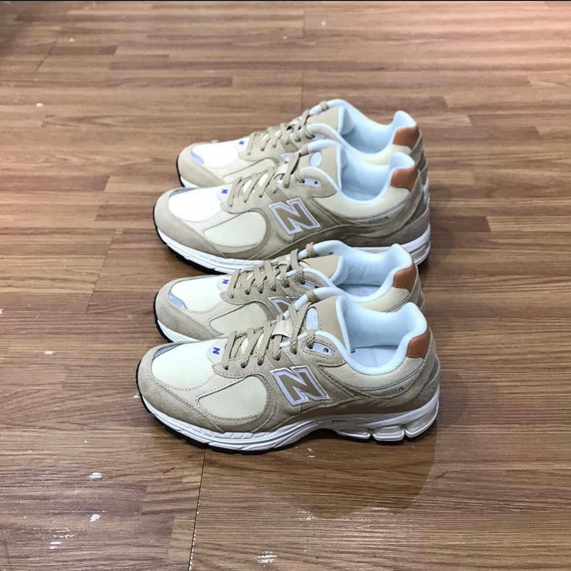 New Balance M2002RE 實拍