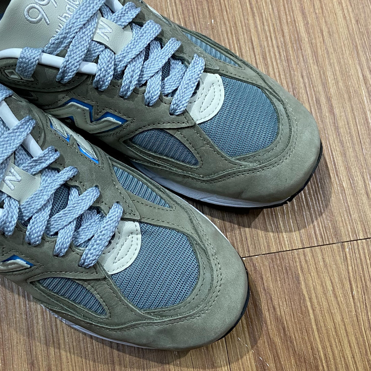 New Balance M990KBM2 (Made in USA) 990KBM2 990V2