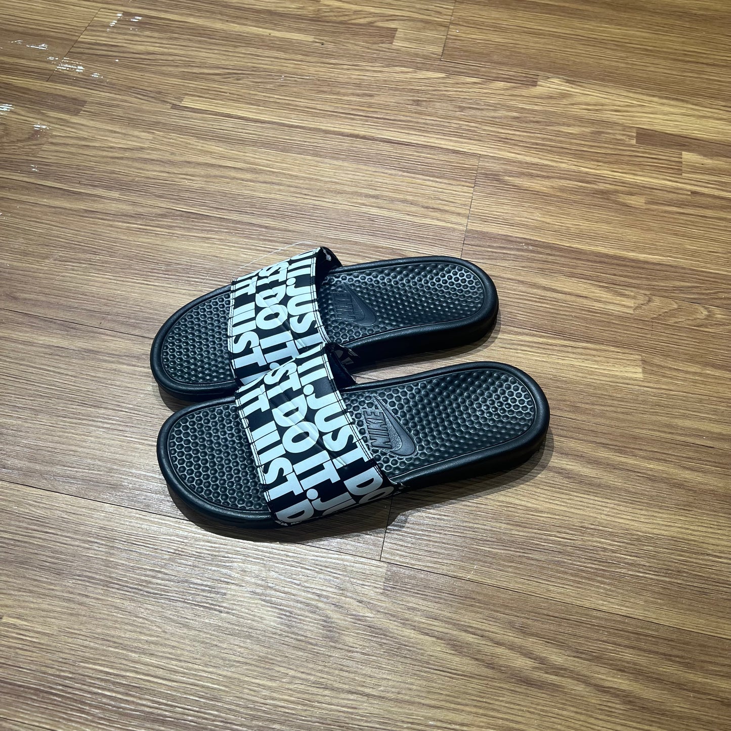 Nike Benassi JDI Print Sandal Black/White 631261-024 實拍