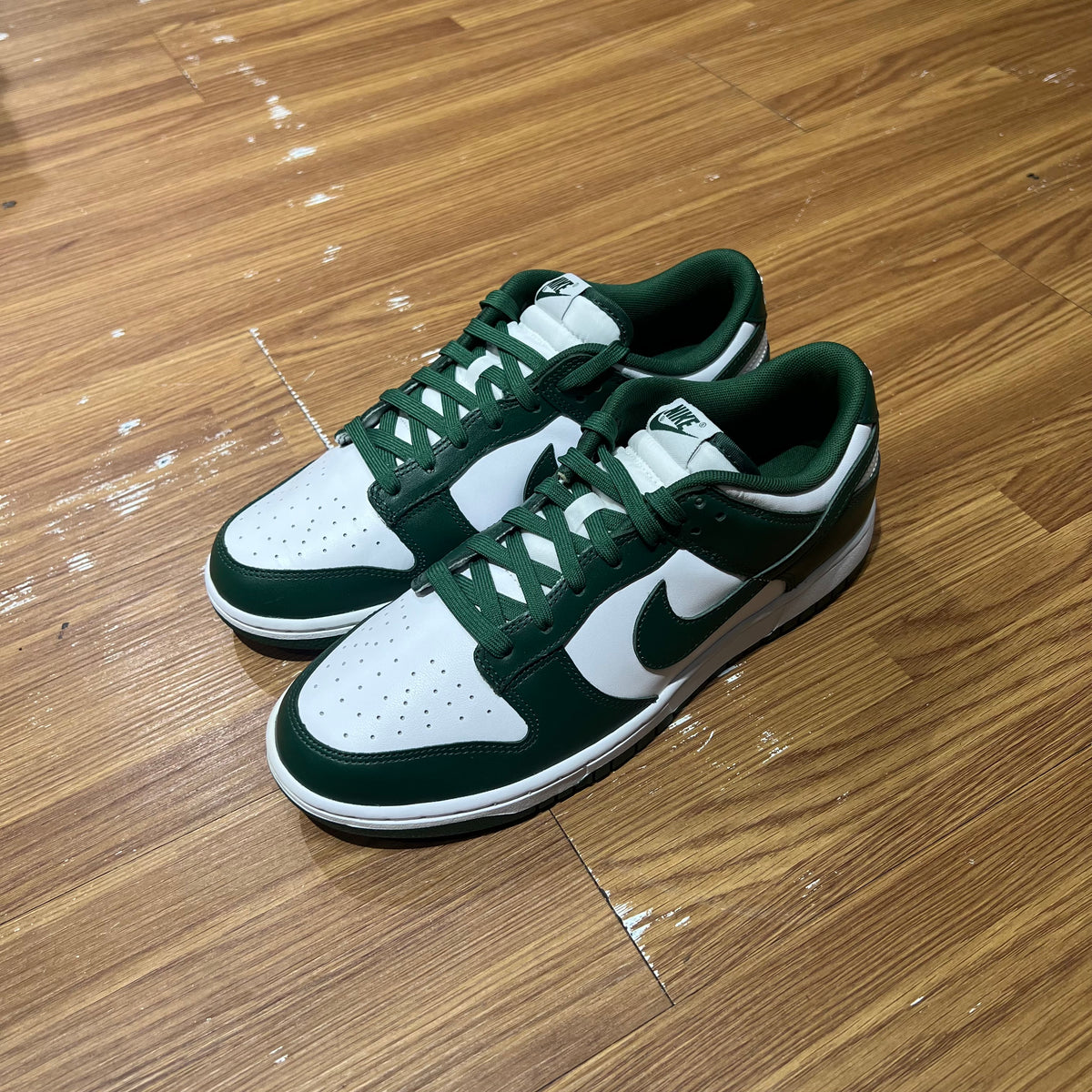 Nike Dunk Low Michigan State (Varsity Green) DD1391-101