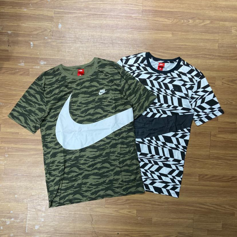 Nike NSW AOP Swoosh Tee Olive Camo AO0861-222