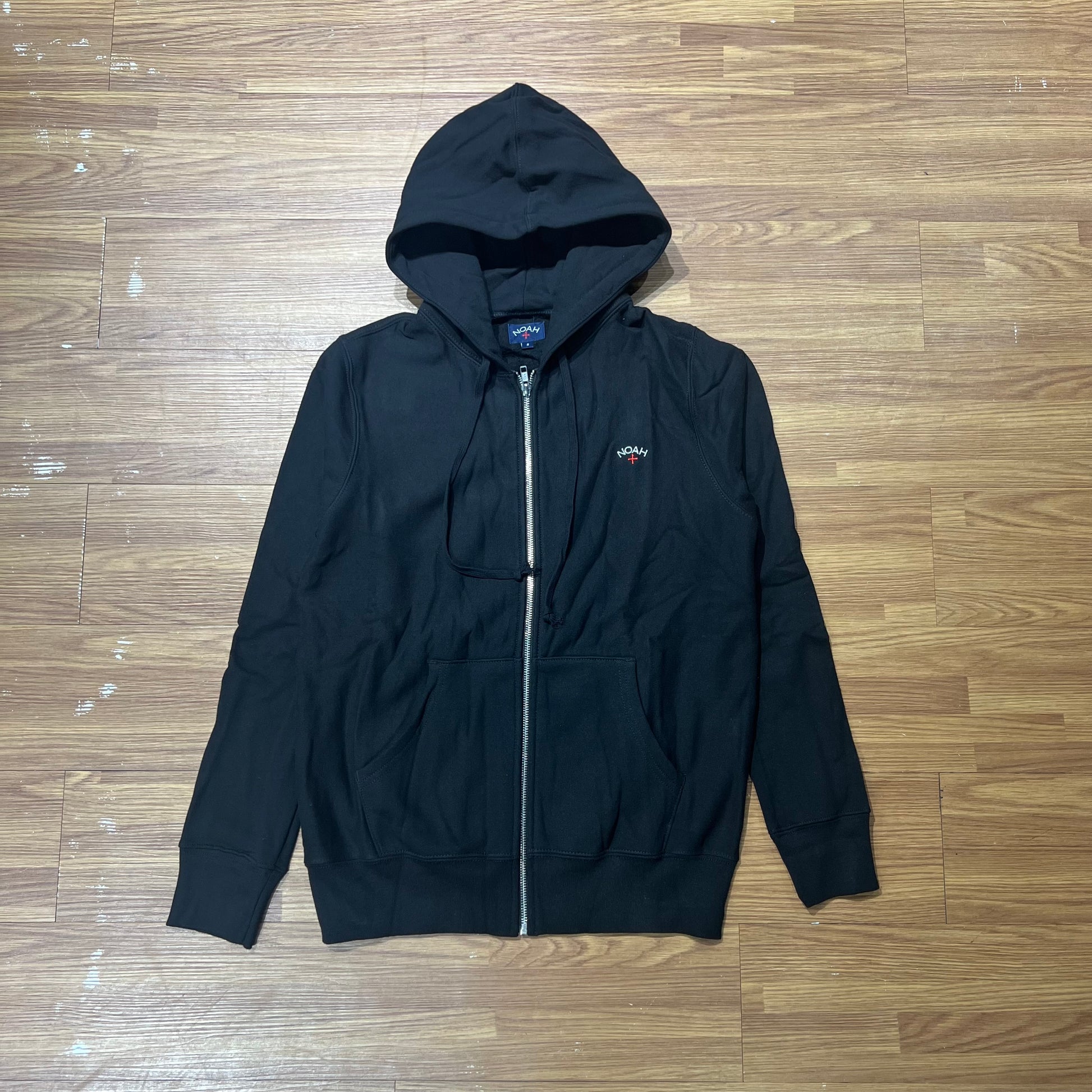 Noah NYC Core Small Logo Zip Up Black SS2FW18BLK  正面實拍