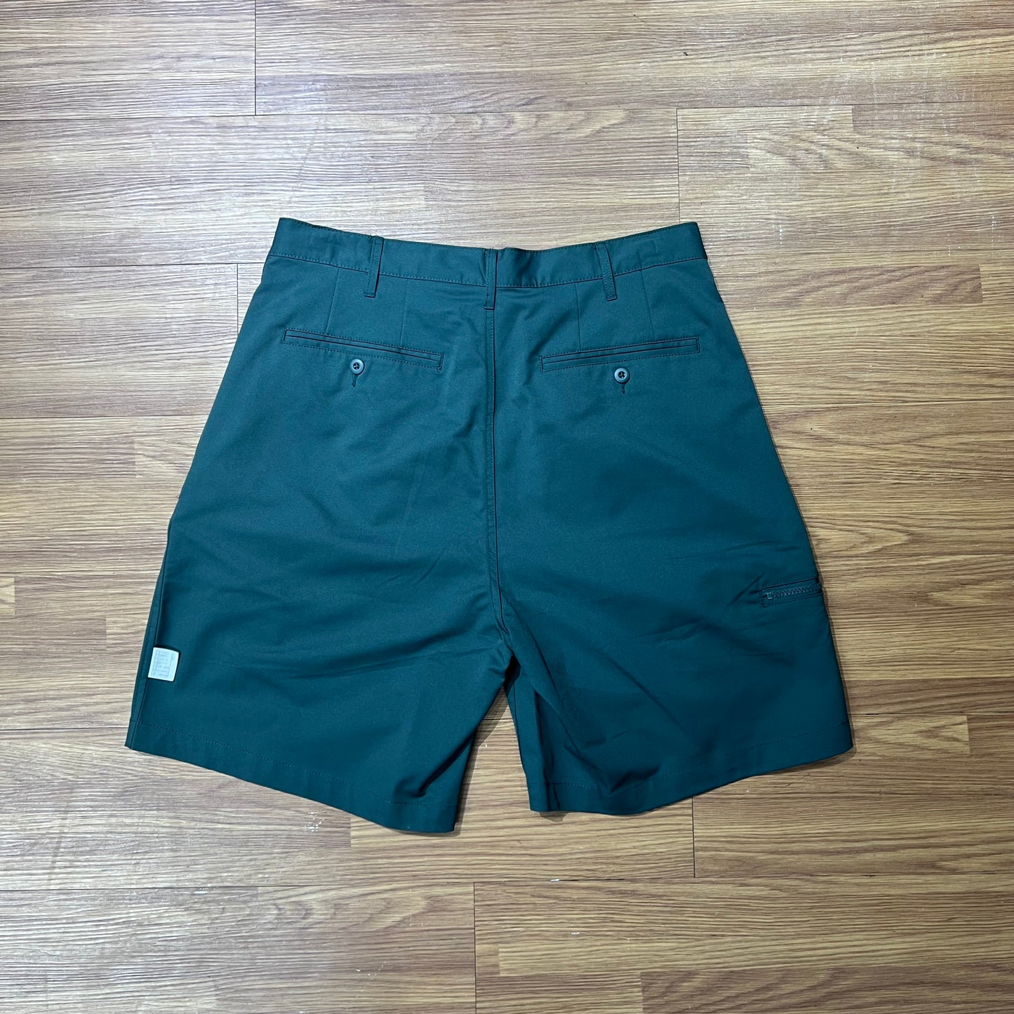 Pin Sktbs 2-Tuck Chino Shorts
