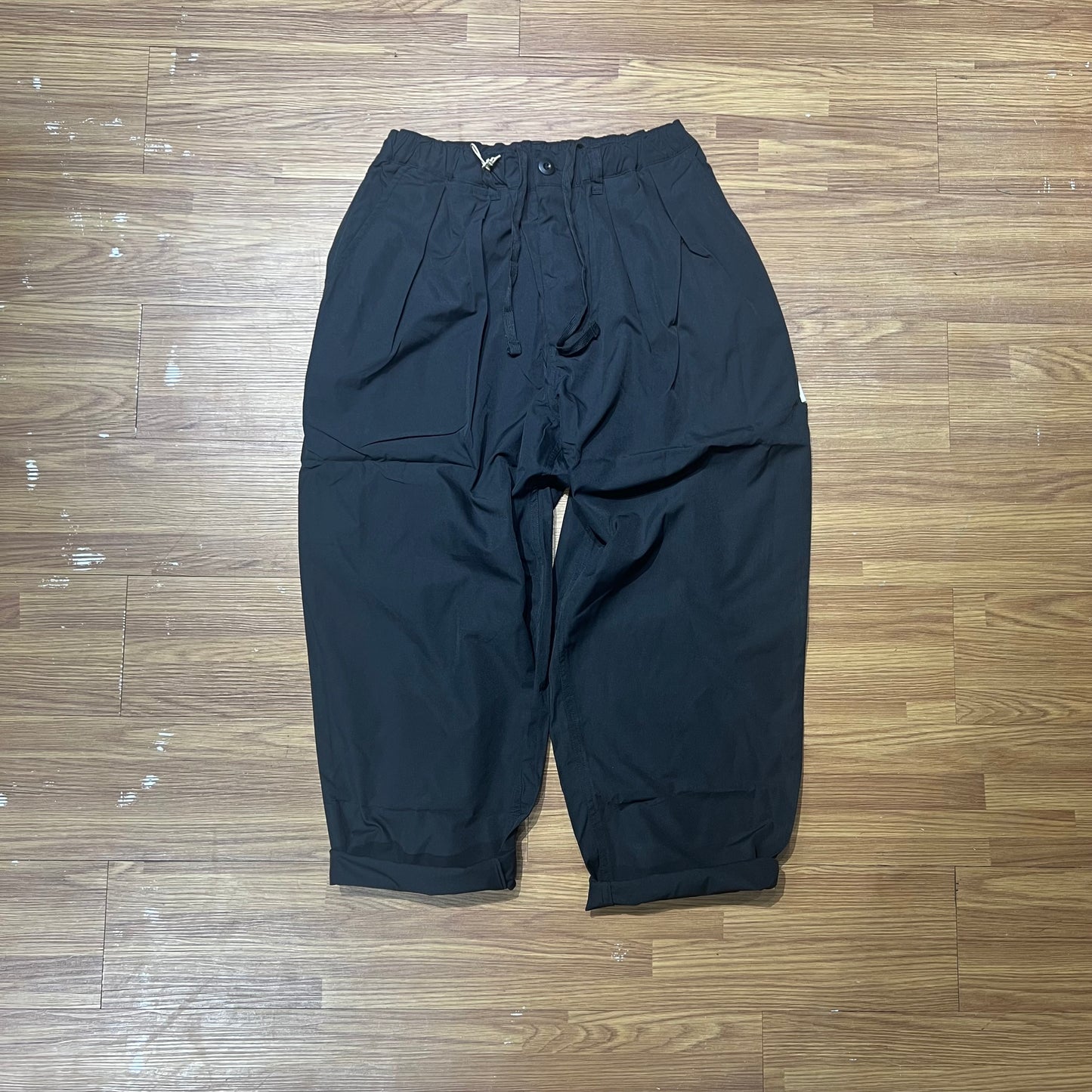 Pin Sktbs Basic Work Chino Black 實拍