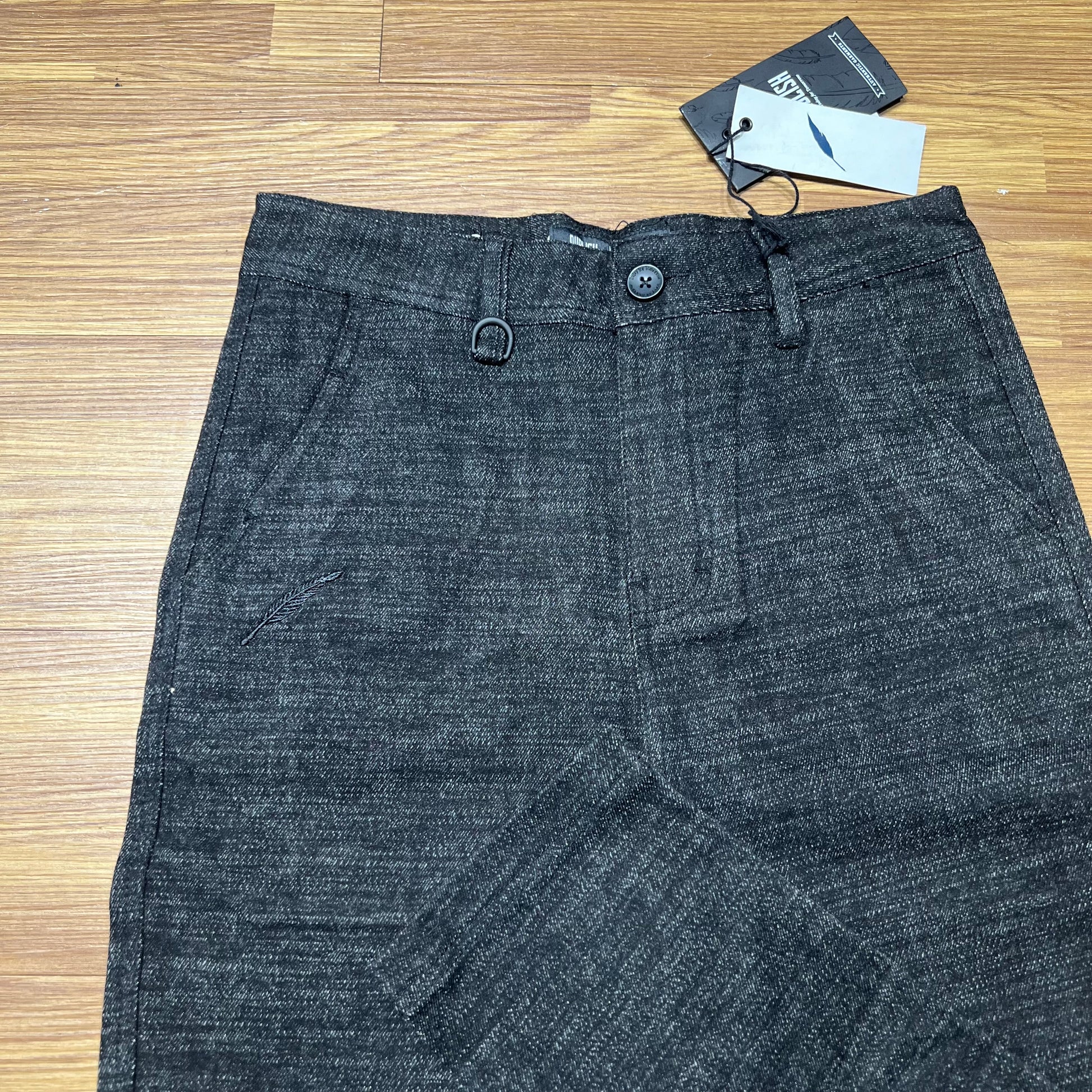 Publish Brand Eezra Ankle Pants Black 實拍
