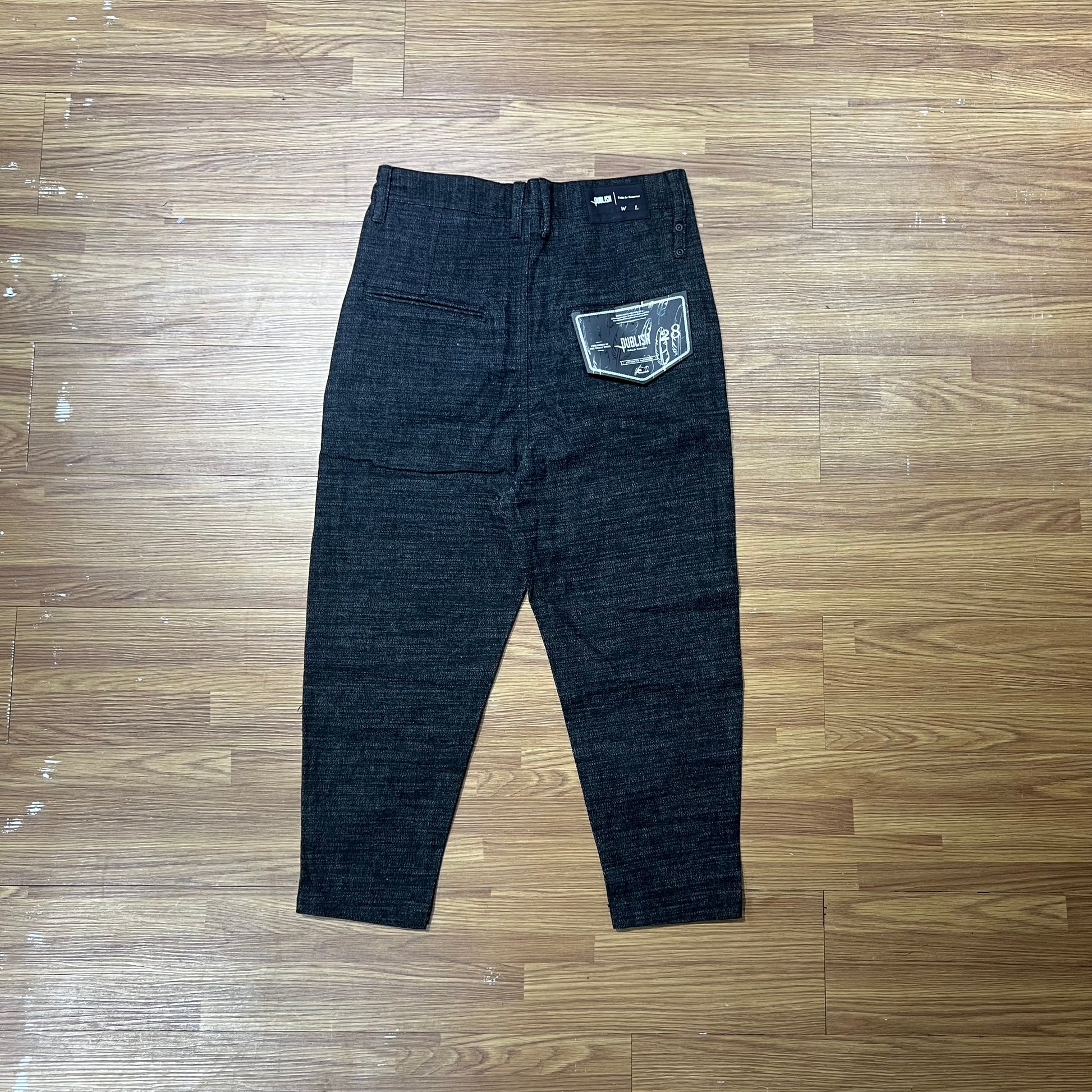 Publish Brand Eezra Ankle Pants Black 實拍